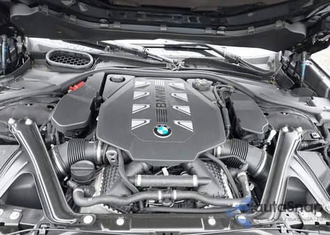 2024 BMW 760 I xDrive z USA, uszkodzony, nr VIN WBA33EJ02RCT04455